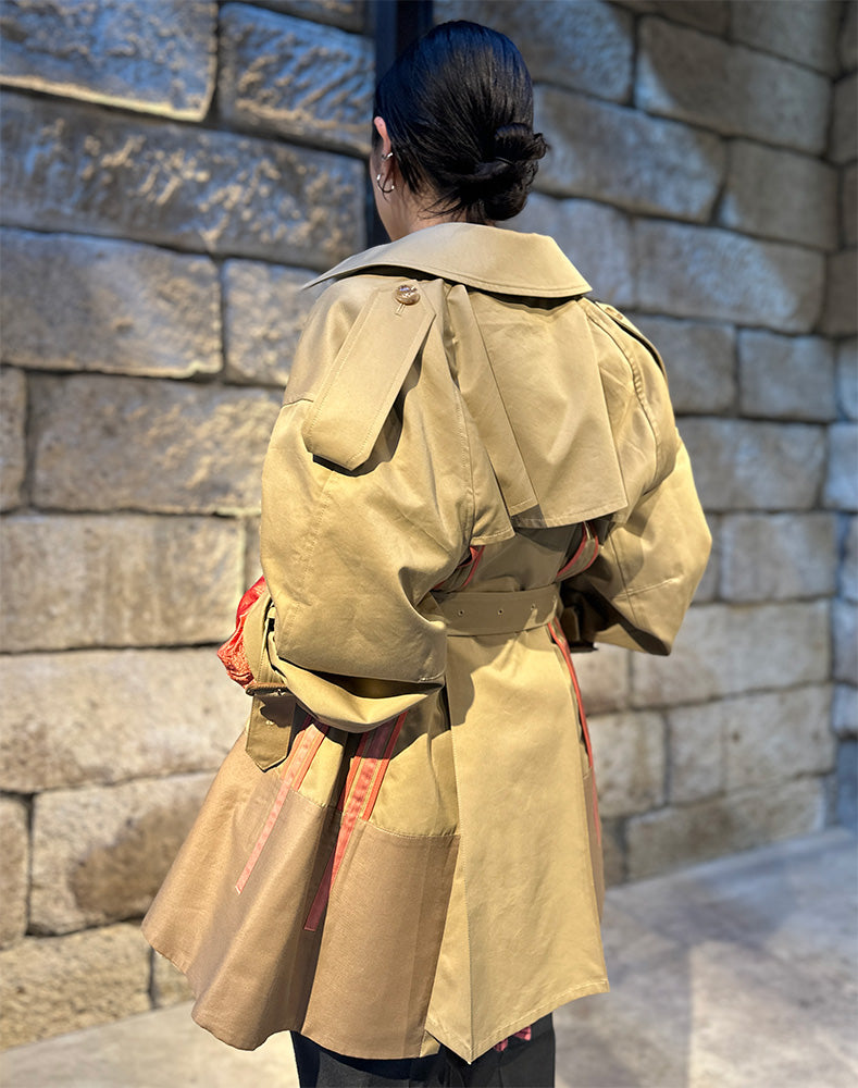 
                  
                    Load image into Gallery viewer, TRENCH COAT / 314297252001
                  
                