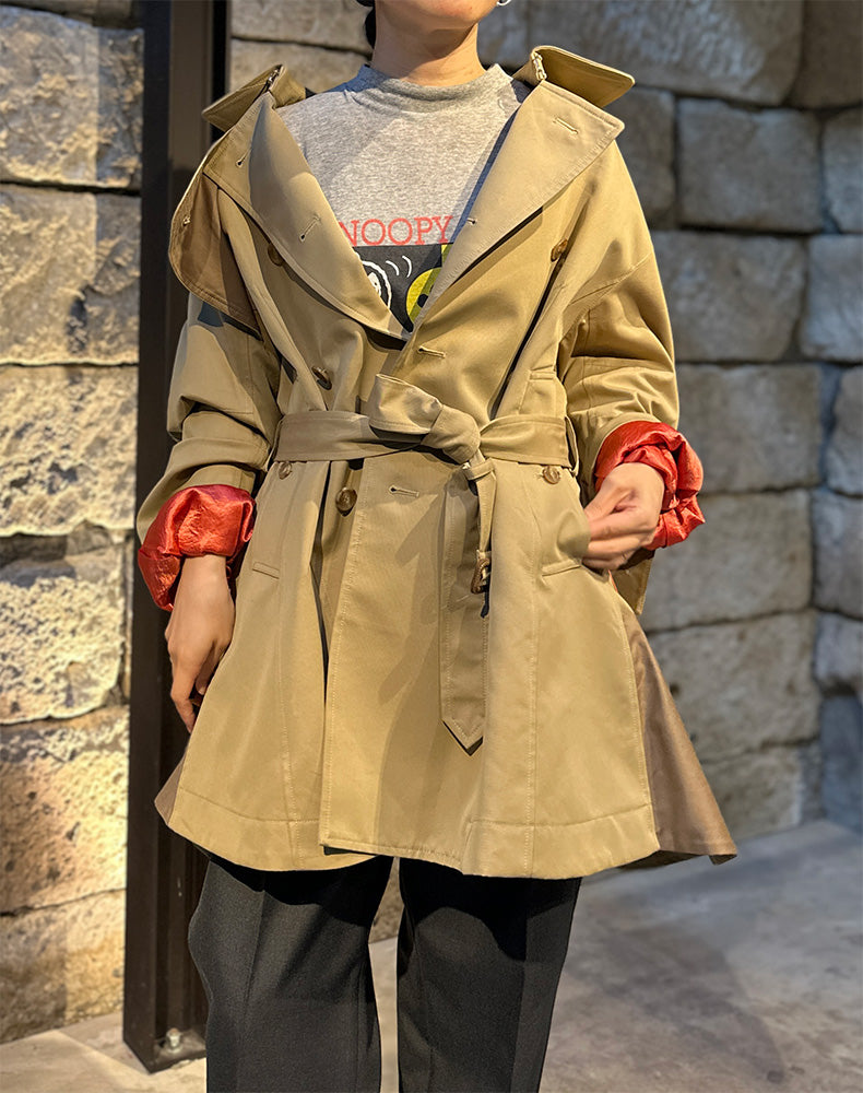 
                  
                    Load image into Gallery viewer, TRENCH COAT / 314297252001
                  
                