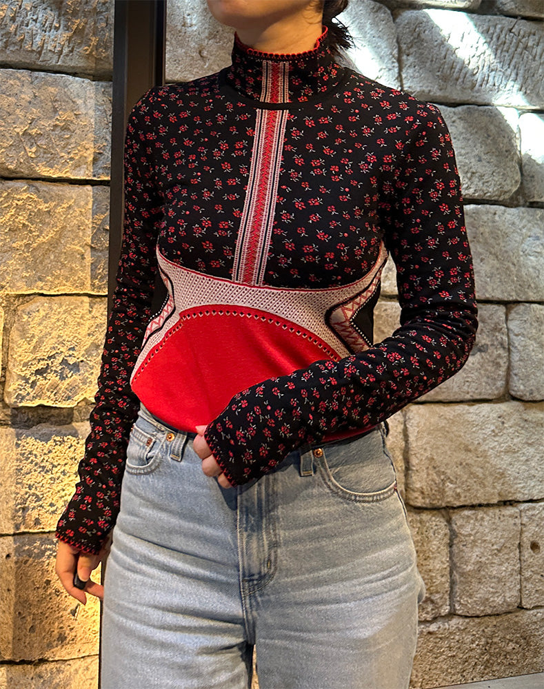 
                  
                    Load image into Gallery viewer, Floral Jacquard High Neck Knitted Top / 301165252001
                  
                