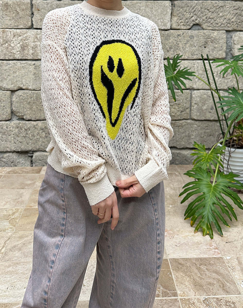 
                  
                    Load image into Gallery viewer, Melted Smile With Frizbee / 301343251001
                  
                