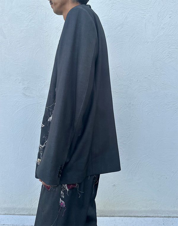 
                  
                    Load image into Gallery viewer, EMBROIDERED CHAIN TAILORED JACKET / 313175252001
                  
                