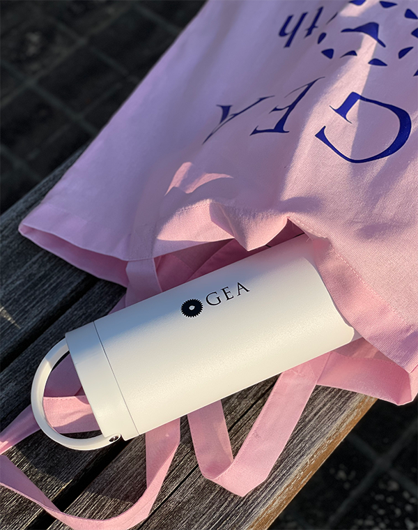 
                  
                    Load image into Gallery viewer, 《GEA_10th》GEA thermo mug LANTERN BOTTLE / 904624253001
                  
                