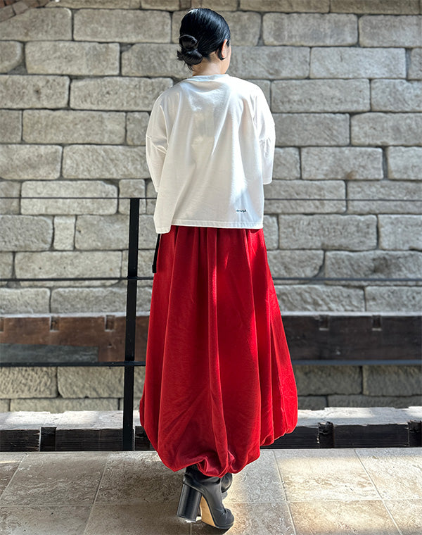 
                  
                    Load image into Gallery viewer, Balloon Track Skirt - Bright Jersey / 320332252001
                  
                