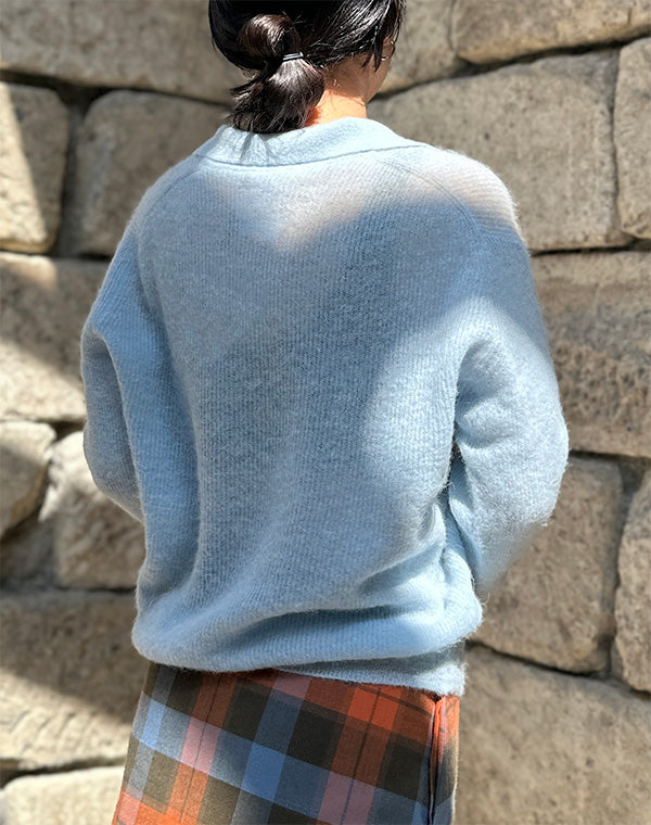 
                  
                    Load image into Gallery viewer, BABY SURI ALPACA SHEER KNIT SKIPPER POLO / 301178252002
                  
                