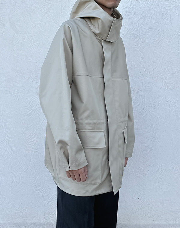
                  
                    Load image into Gallery viewer, HIGH-DENSITY BONDED COTTON GABARDINE BLOUSON / 313192252005
                  
                