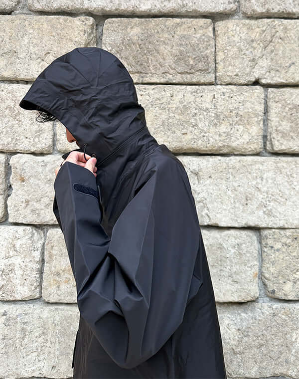 
                  
                    Load image into Gallery viewer, GORE-TEX Field Shell Jacket / 313409251001
                  
                