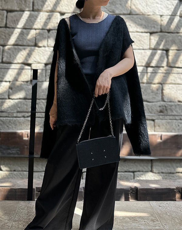 
                  
                    Load image into Gallery viewer, Wide Slit Cardigan / 308333252001
                  
                