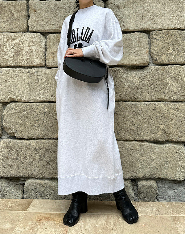 
                  
                    Load image into Gallery viewer, COLLEGE SWEAT DRESS / 303136252001
                  
                