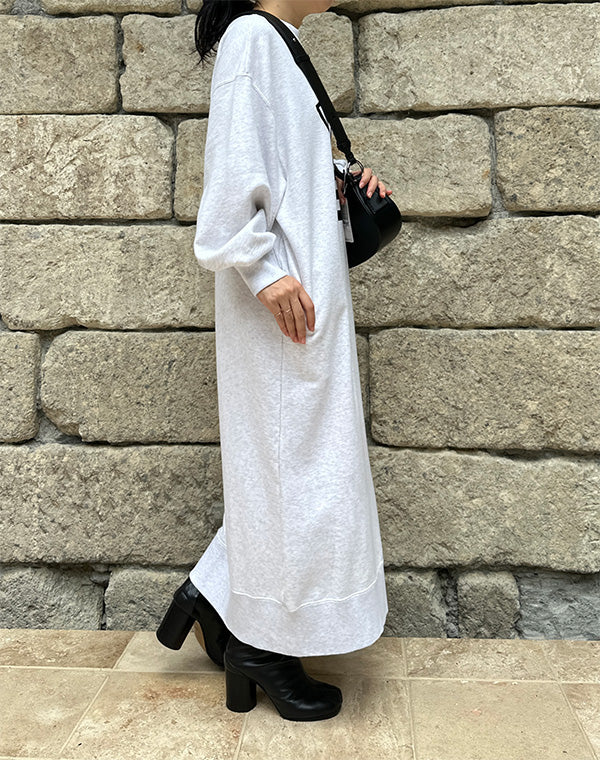 
                  
                    Load image into Gallery viewer, COLLEGE SWEAT DRESS / 303136252001
                  
                