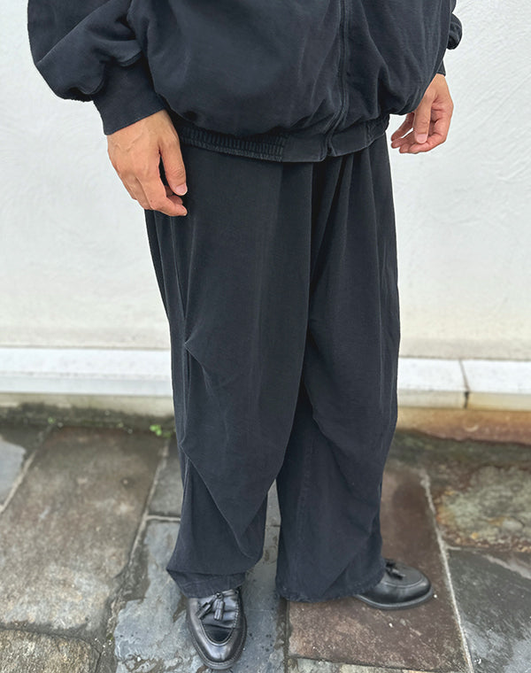 
                  
                    Load image into Gallery viewer, コットンジャージ ニータックパンツ / 315166252002
                  
                