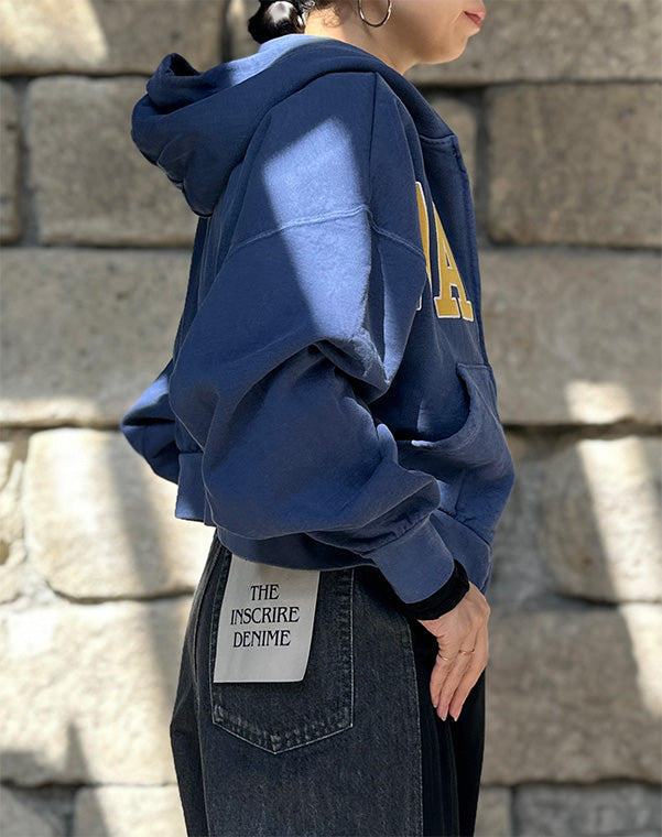 
                  
                    Load image into Gallery viewer, Navy Zip Hoodie / 306342252001
                  
                