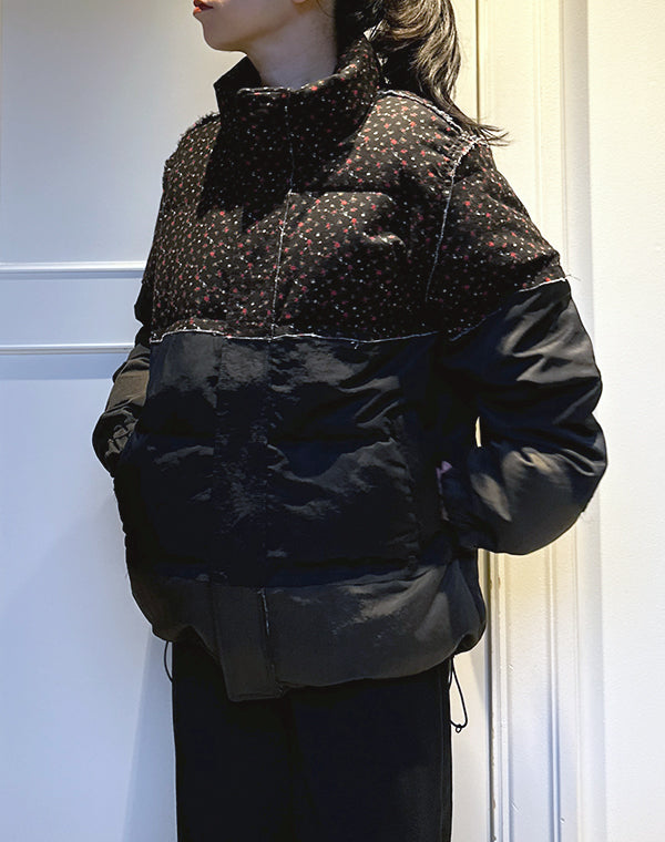 
                  
                    Load image into Gallery viewer, Step Down Jacket / 313333252001
                  
                