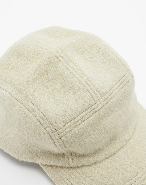 
                  
                    Load image into Gallery viewer, ANGORA SHAGGY JET CAP / 327161252001
                  
                