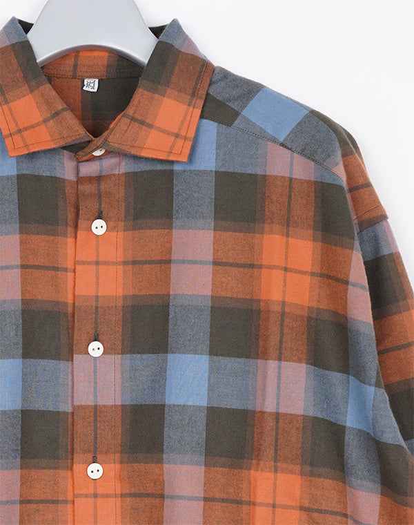 
                  
                    Load image into Gallery viewer, CLAUDE SHIRT / 311289252001
                  
                