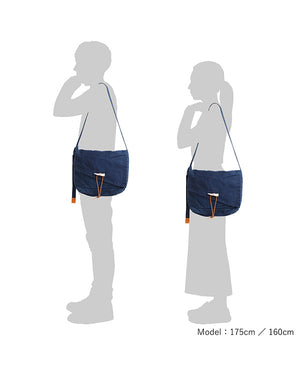 
                  
                    Load image into Gallery viewer, LUGGAGE LABEL / TRUE BLUE / FLAP SHOULDER BAG(L) / 335847242004
                  
                