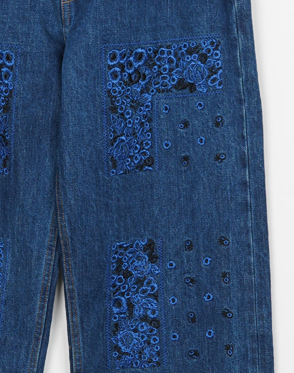 
                  
                    Load image into Gallery viewer, Bandana Embroidery Denim Pants / 315846252001
                  
                