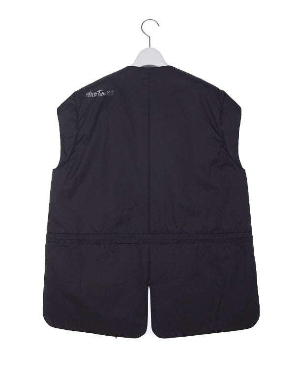 
                  
                    Load image into Gallery viewer, JUN MIKAMI - 【JUN MIKAMI × WILD THINGS】 PADDED VEST / 309340231001
                  
                