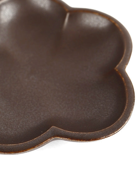 
                  
                    Load image into Gallery viewer, hanagatamame - 豆皿(花型)
                  
                