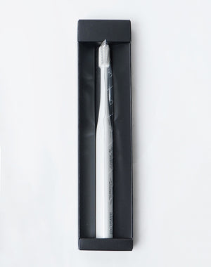 
                  
                    Load image into Gallery viewer, THE TOOTHBRUSH by MISOKA - WHITE -
                  
                