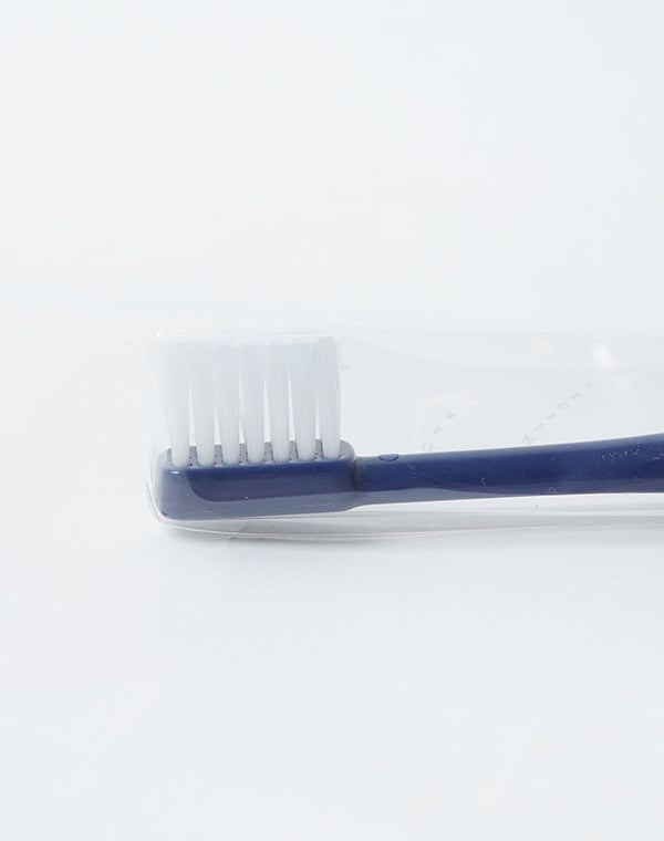 
                  
                    Load image into Gallery viewer, THE TOOTHBRUSH by MISOKA - WHITE -
                  
                