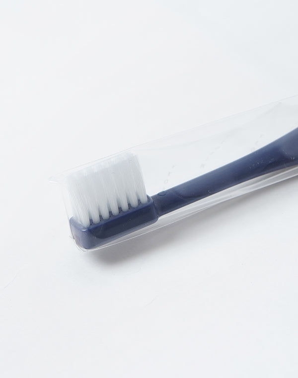 
                  
                    Load image into Gallery viewer, THE TOOTHBRUSH by MISOKA - WHITE -
                  
                