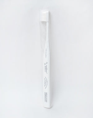 
                  
                    Load image into Gallery viewer, THE TOOTHBRUSH by MISOKA - WHITE -
                  
                