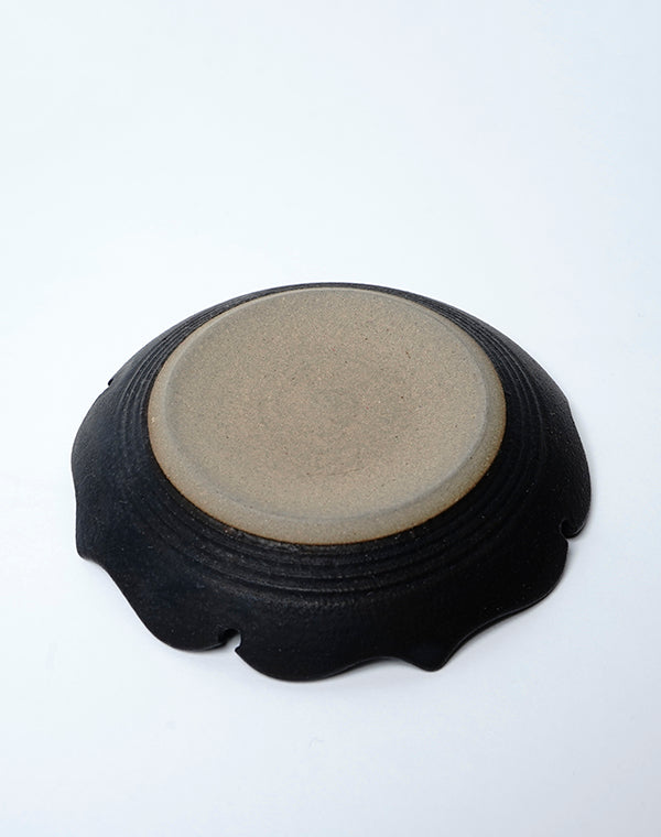 
                  
                    Load image into Gallery viewer, 輪花豆皿 / 904413193009
                  
                