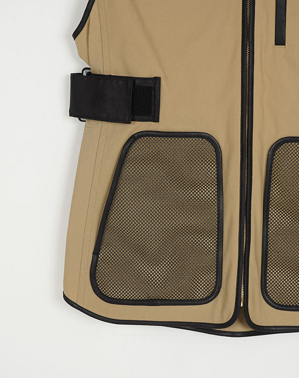 
                  
                    Load image into Gallery viewer, Mame Kurogouchi - MM21PF-JK704 / Field Chino Vest / 309165212001A
                  
                