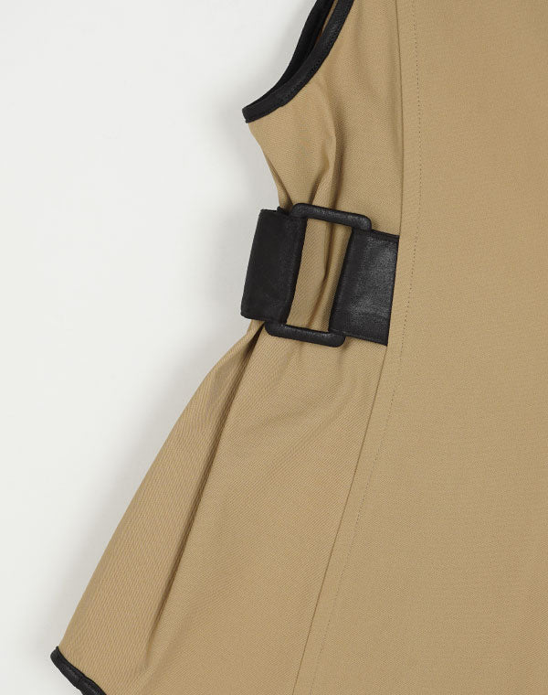 
                  
                    Load image into Gallery viewer, Mame Kurogouchi - MM21PF-JK704 / Field Chino Vest / 309165212001A
                  
                